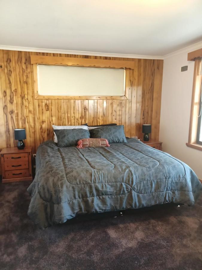 The Tigers Lair Accomadation Villa Mole Creek Bagian luar foto